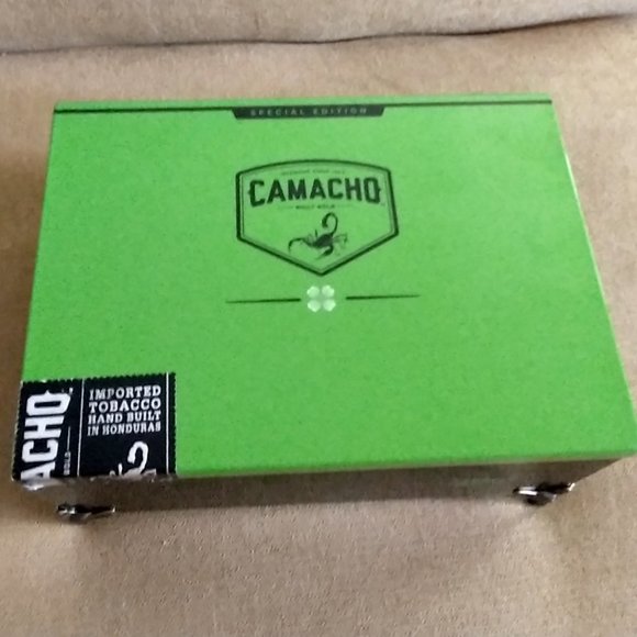 Suenos de Saundra Upcycled Rare Camacho Cigar Box Storage/ Stash Box - Picture 8 of 9